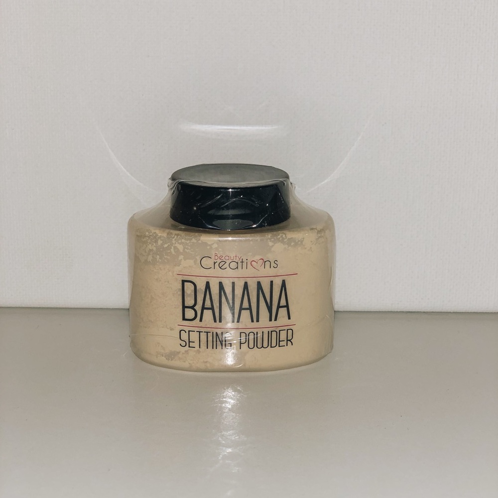 2 for $7 - Beauty Creations Banana Powder